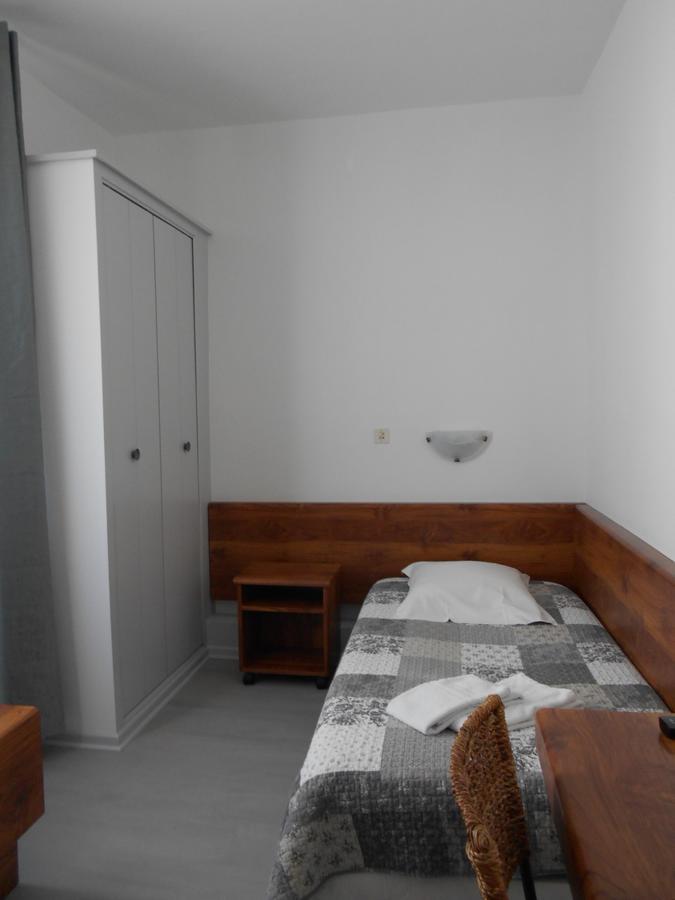 Hotel Du Jura Audincourt Экстерьер фото